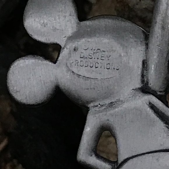 Mickey Mouse Holding  Shovel Pewter Spoon - Picture 4 of 4